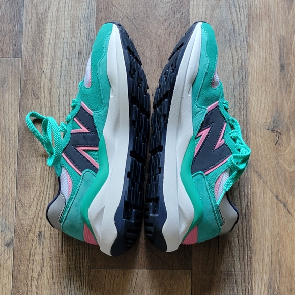 New Balance 57/40 Emerald Sky/Natural Indigo/Bubble Gum Sneakers - Picture 3 of 12